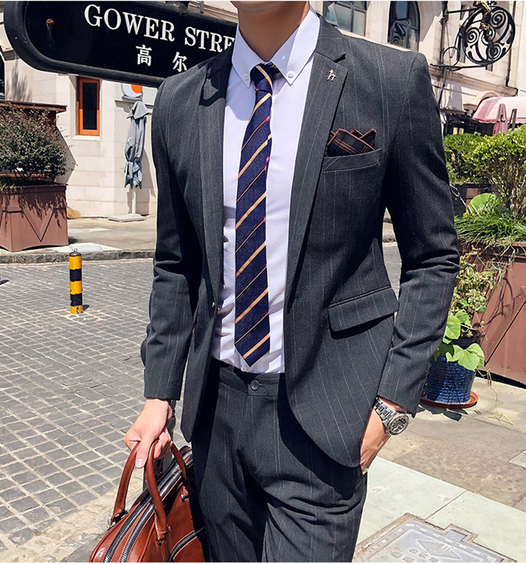 条纹西服四件套职业装套装